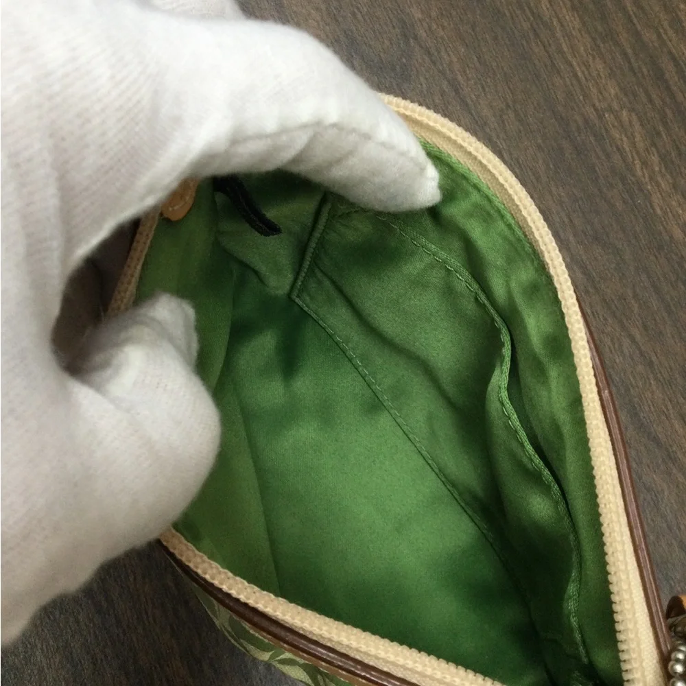 NWOT COACH Green Signature Pattern Wristlet